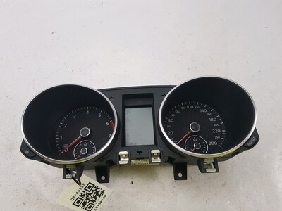 Odometer Used Volkswagen Golf K Gpa