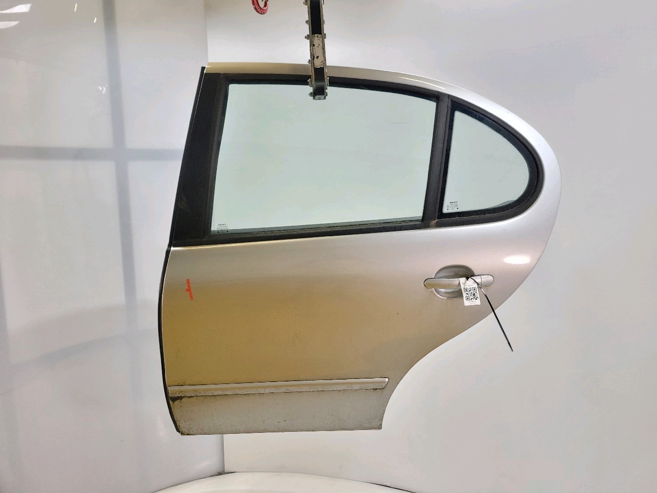 Porte arrière gauche SEAT LEON 1 1M0833055P F1-2533P F1-2533P