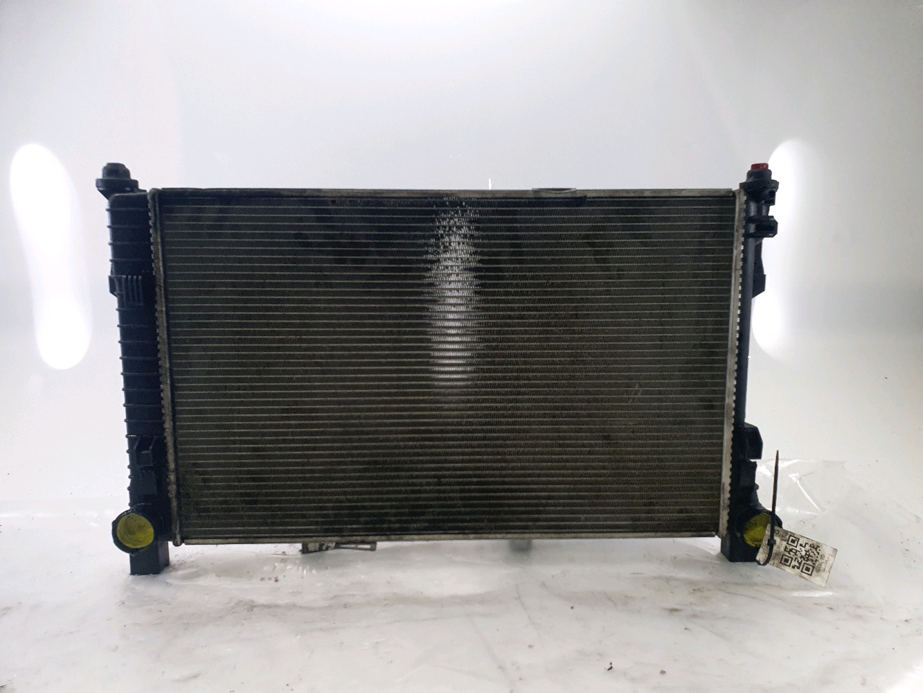 Radiateur d'eau MERCEDES CLASSE C 2 PH.2 C270 CDI réf. 2035004203 Q0-7027V Q0-7027V