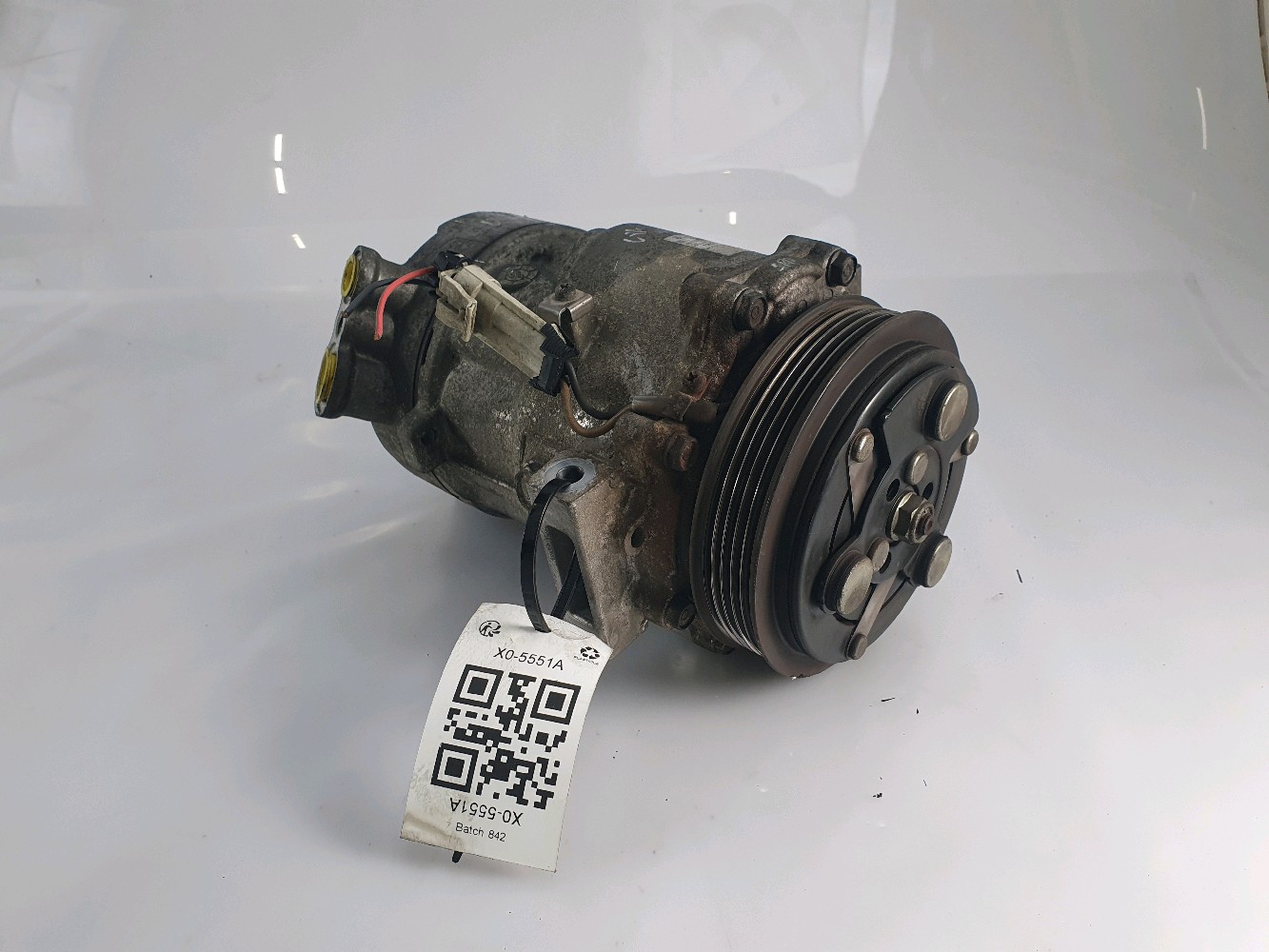 Compresseur de climatisation SAAB 9-3 SPORT HATCH 2 PH.1 2.0 T réf. 13193157 X0-5551A X0-5551A