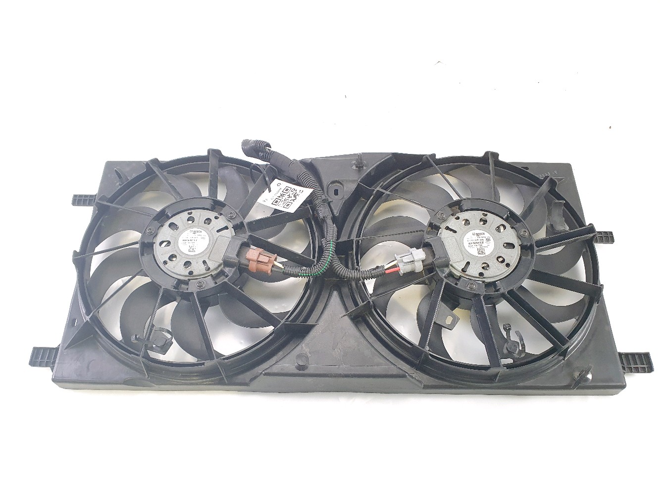 Groupe motoventilateur 214817541R - RENAULT LAGUNA 3 PH.3 - C1-3300M C1-3300M