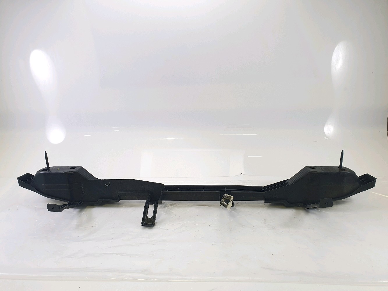 Traverse de pare choc arrière 866300X000 - HYUNDAI I10 1 PH.1 1.2 75 - U1-0550U U1-0550U