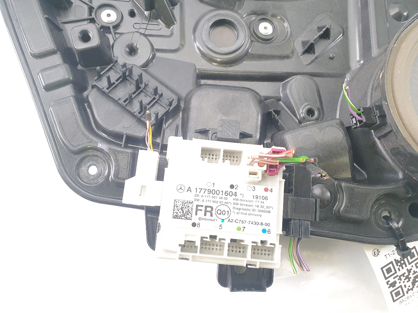 Lève vitre avant droit MERCEDES CLASSE A 4 T1-2197W T1-2197W [reference_163727] 2
