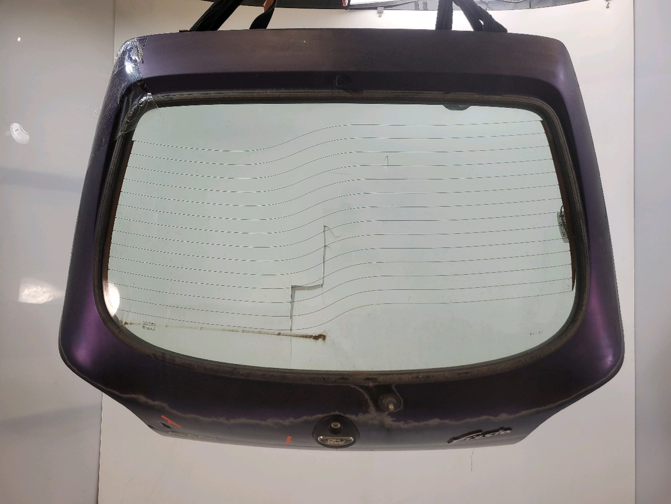 Hayon FORD FIESTA 4 PH.1 réf. 1086151 S1-2266P S1-2266P