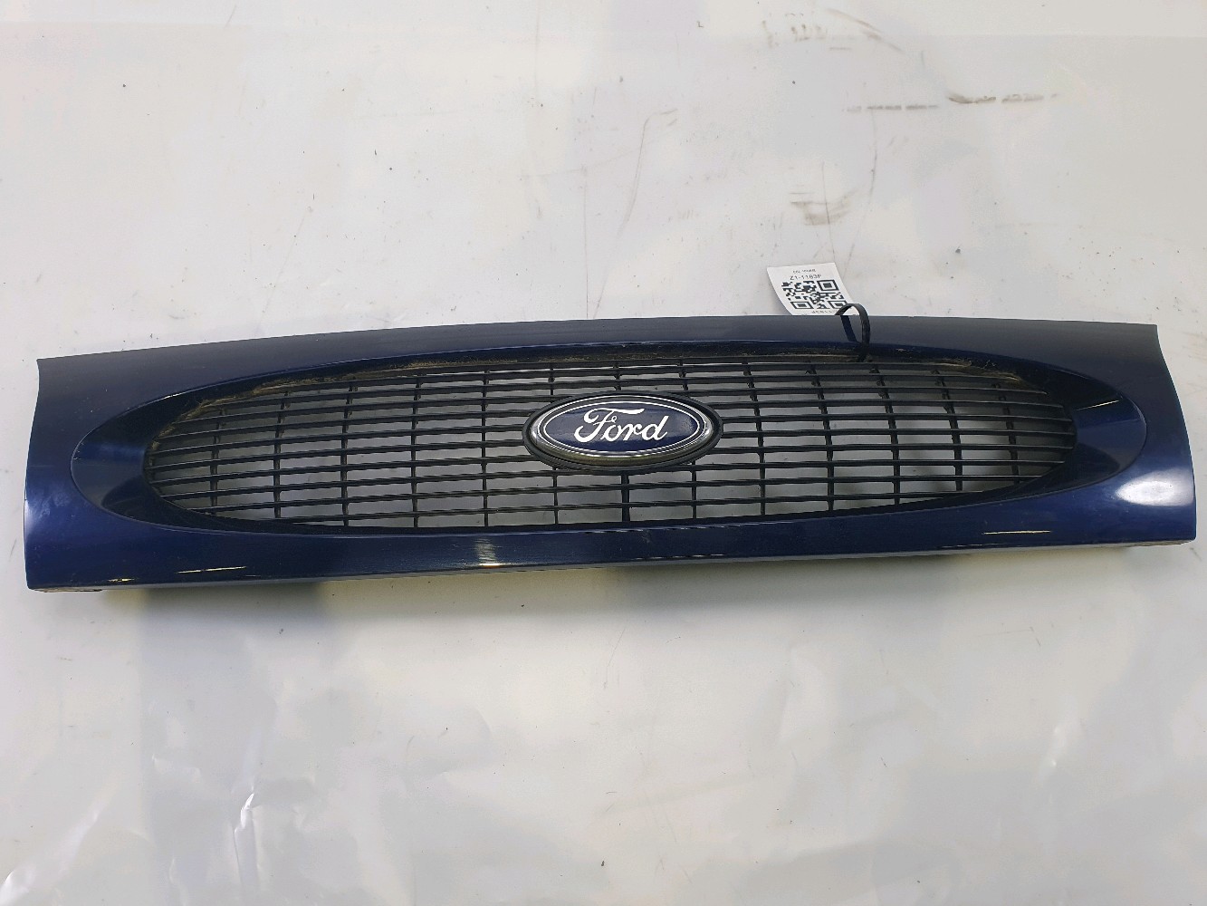 Calandre 1021902 - FORD FIESTA 4 PH.1 1.3I - Z1-1183F Z1-1183F
