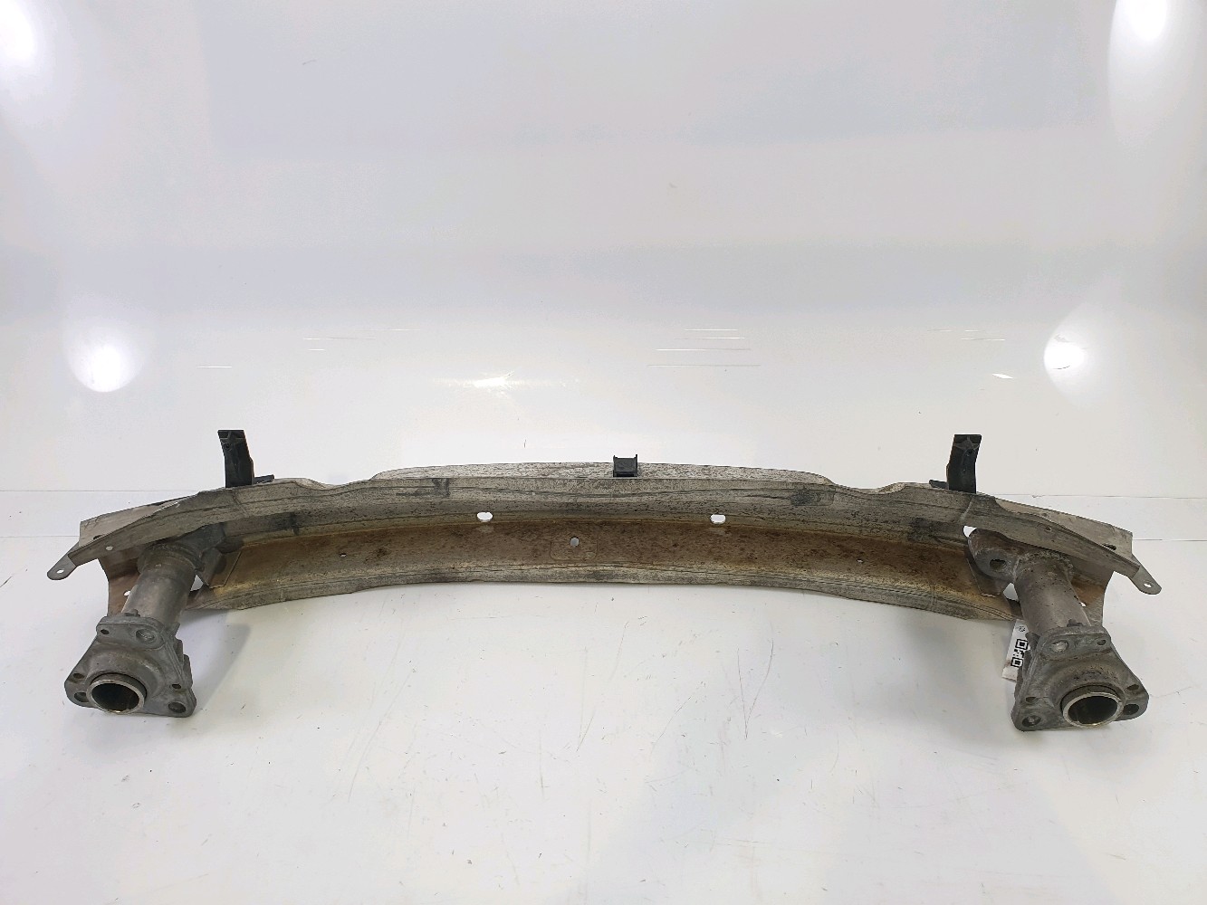 Traverse de pare choc avant 8H0807109C - AUDI A4 2 PH.1 3.0 V6 - J1-2330B J1-2330B