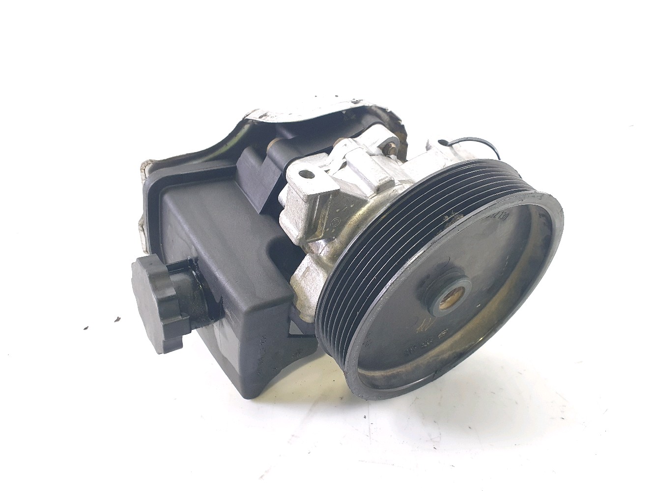 Pompe direction assistée MERCEDES CLASSE C 2 PH.1 réf. 0034664101 V0-9222Q V0-9222Q