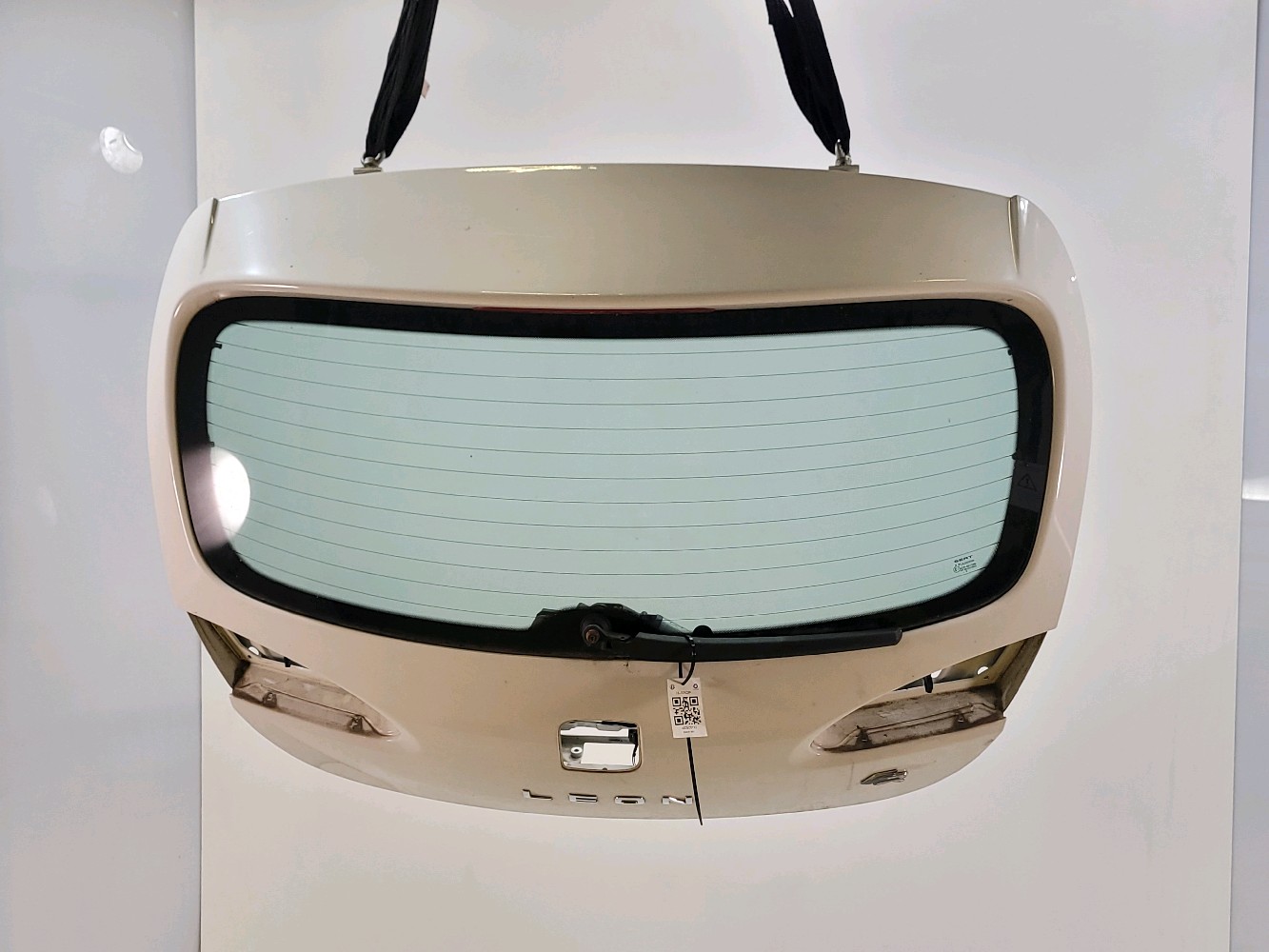 Hayon SEAT LEON 2 PH.1 BLANC réf. 1P0827024 I1-0252P I1-0252P