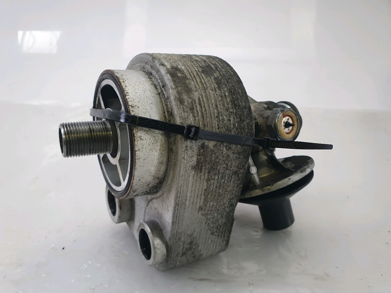 Support filtre a huile 8201056869 - RENAULT CLIO ESTATE 3 PH.1 1.5 DCI - J1-4000Z J1-4000Z