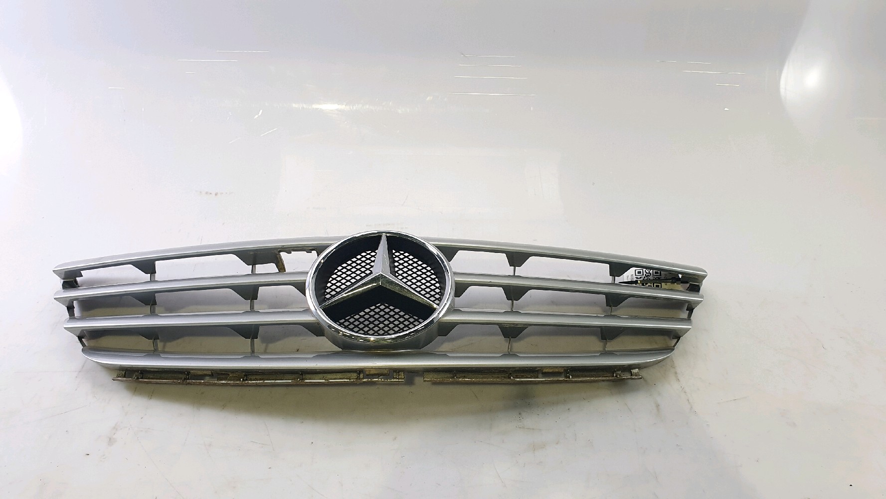 Calandre 1698800183 - MERCEDES CLASSE B 1 PH.1 B180 CDI - I1-2599N I1-2599N