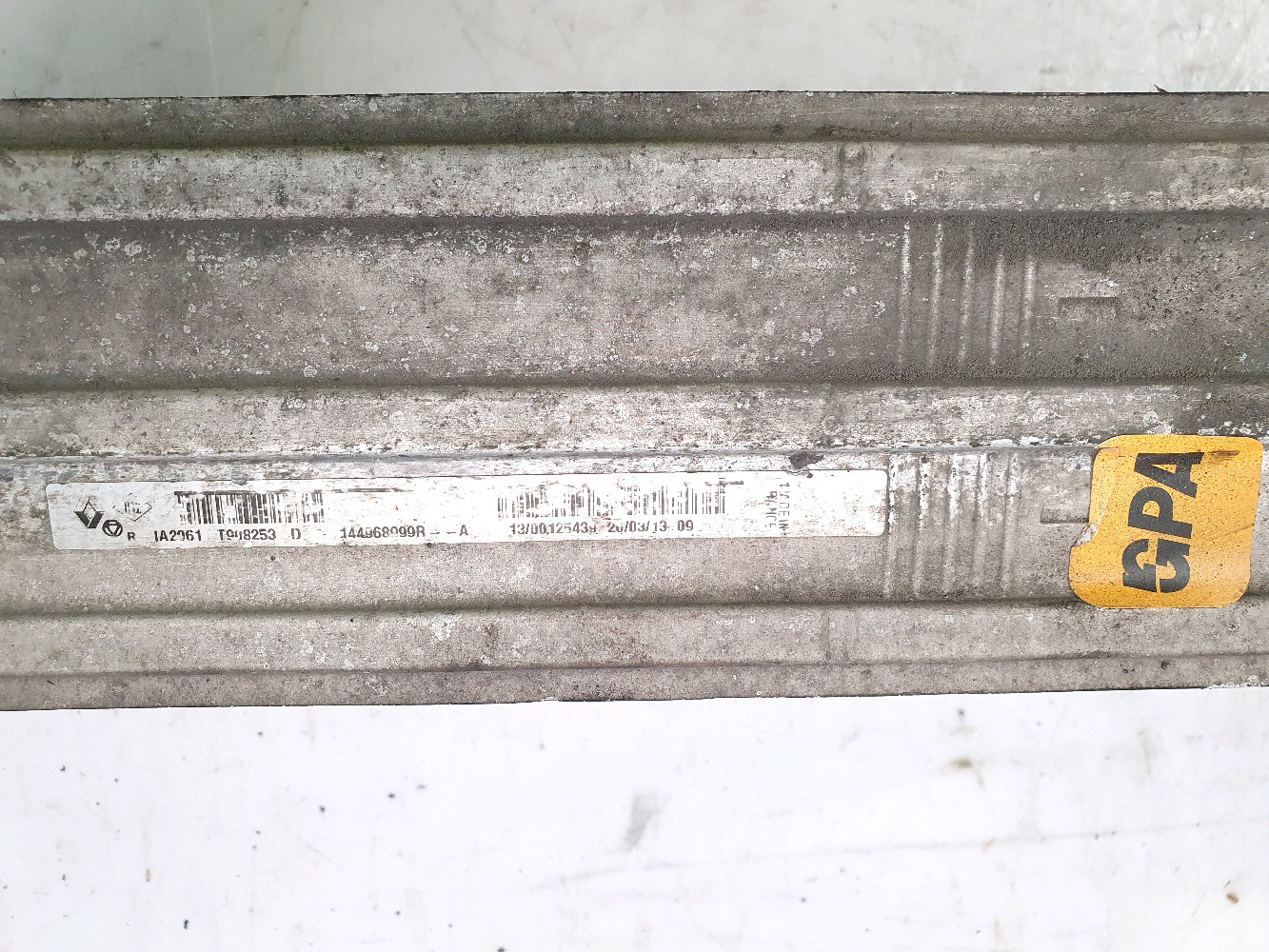 Echangeur air air/Intercooler RENAULT MEGANE 3 PH.2 1.6 DCI réf. 144968999R Z1-4632U Z1-4632U