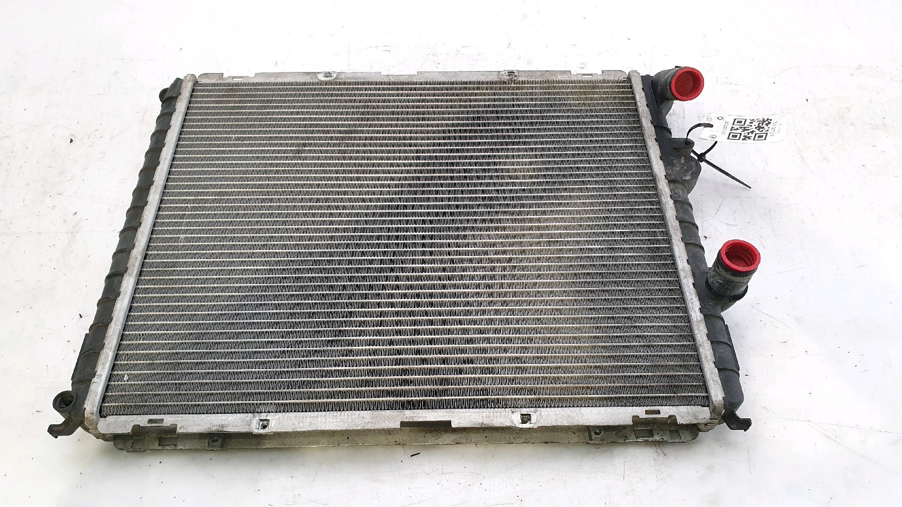 Radiateur d'eau RENAULT CLIO 2 PH.1 RXT/INIT réf. 7700417175 U1-3072R U1-3072R [reference_93122] 2