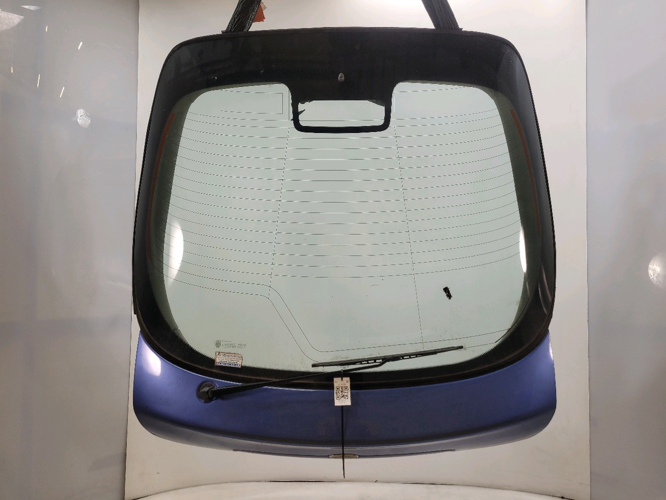 Hayon FORD MONDEO 1 PH.2 BLEU FONCE réf. 1084700 U1-3710M U1-3710M