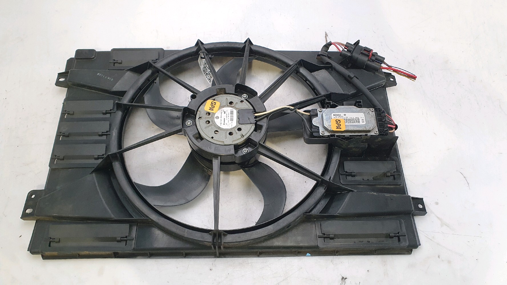Groupe motoventilateur 1K0121203AN - VOLKSWAGEN GOLF 6 1.6 TDI - V1-2277E V1-2277E