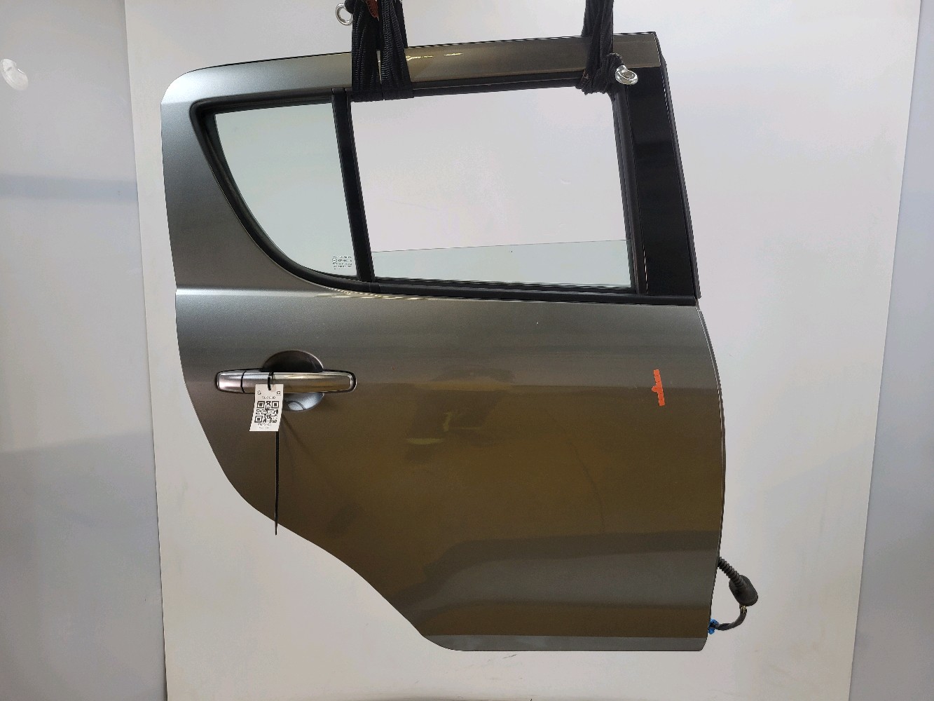 Porte arrière droite SUZUKI SWIFT 4 68003-68L01 V0-7338B V0-7338B
