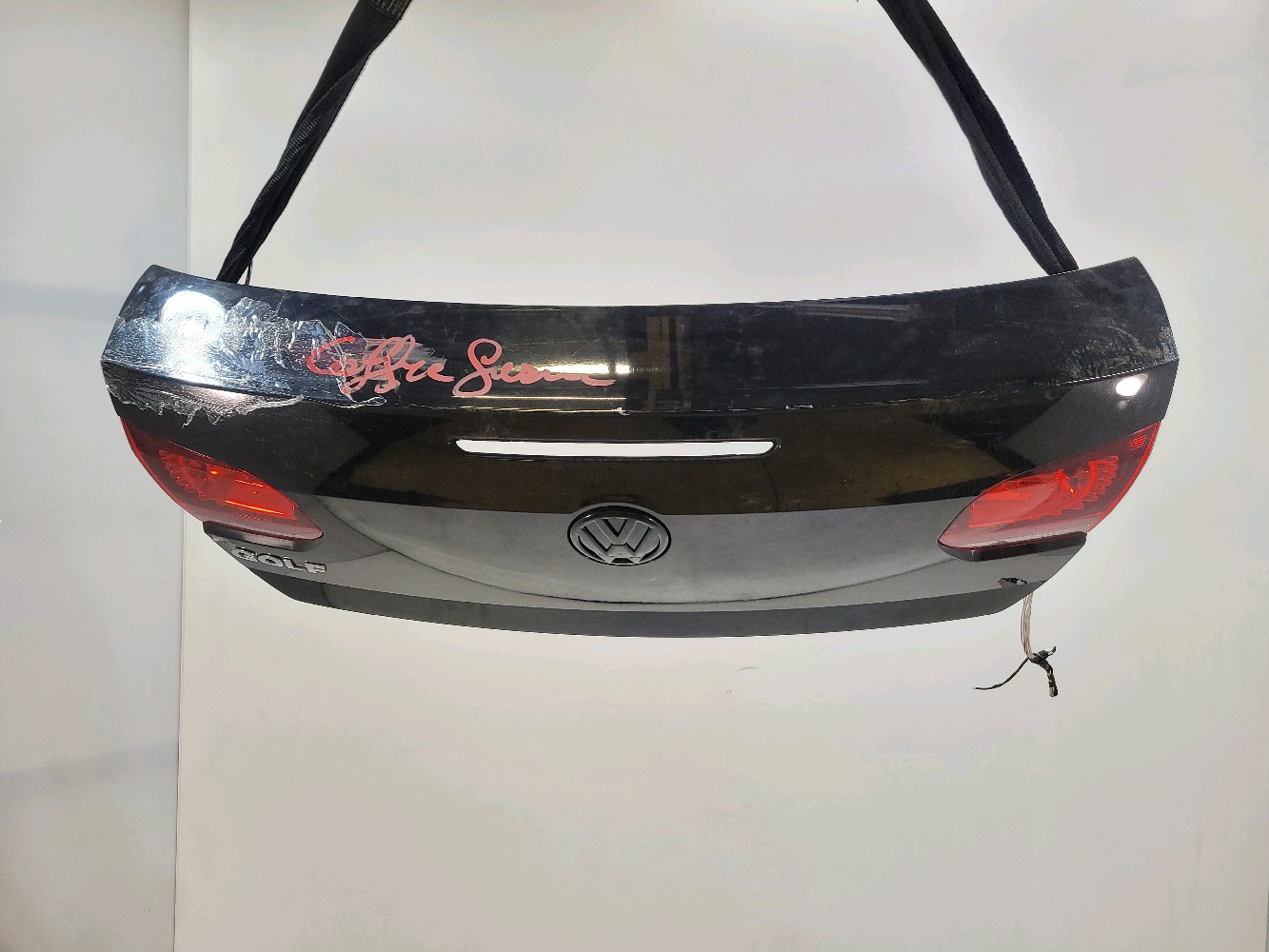 Malle VOLKSWAGEN GOLF 6 NOIR réf. 5K7827025F A1-0972E A1-0972E