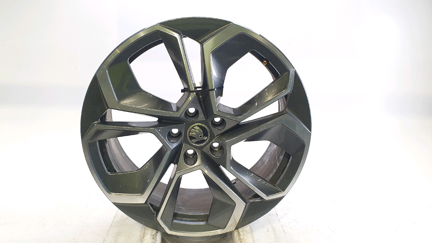 Jante alu 5E3601025S - SKODA OCTAVIA 4 2.0 TDI - S0-9352Y S0-9352Y