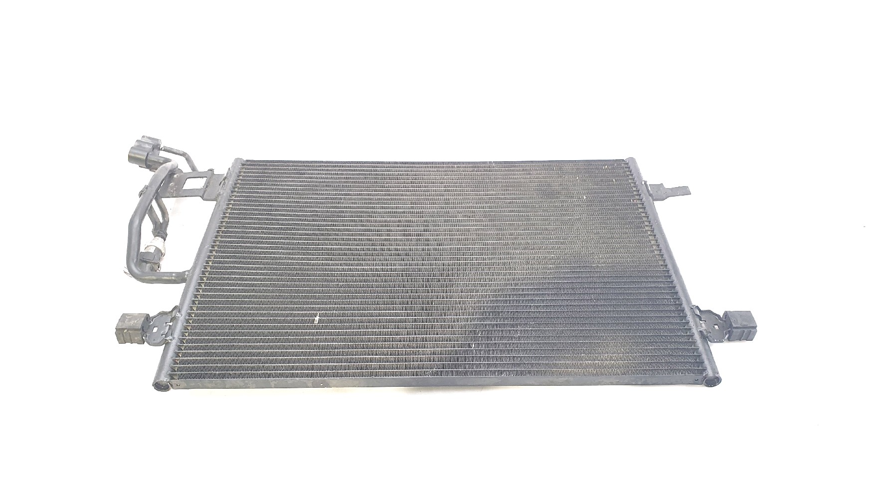 Radiateur de climatisation/Condenseur VOLKSWAGEN PASSAT 4 PH.2 TDI réf. 3B0260401B Q0-5759A Q0-5759A