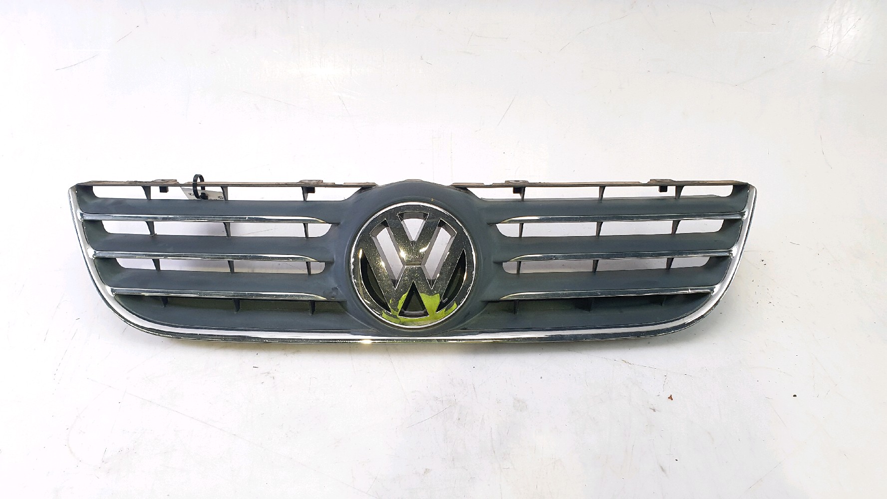 Calandre 6Q0853651F03C - VOLKSWAGEN POLO 4 PH.2 TDI - B1-0083A B1-0083A