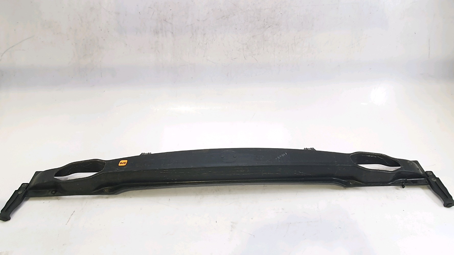 Traverse de pare choc arrière 8663117010 - HYUNDAI MATRIX 1.5 CRDI - E0-8508E E0-8508E