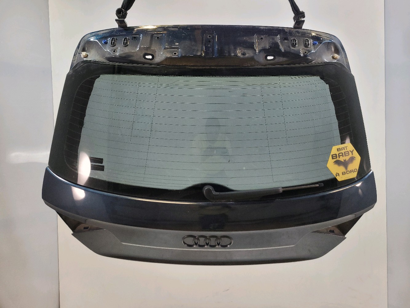 Hayon AUDI A3 SPORTBACK 3 PH.1 BLEU FONCE réf. 8V4827025D Q1-2991J Q1-2991J