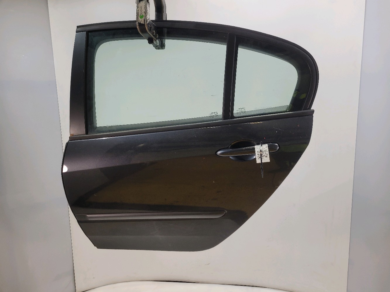 Porte arrière gauche RENAULT LAGUNA 3 PH.1 821010023R L1-3254R L1-3254R