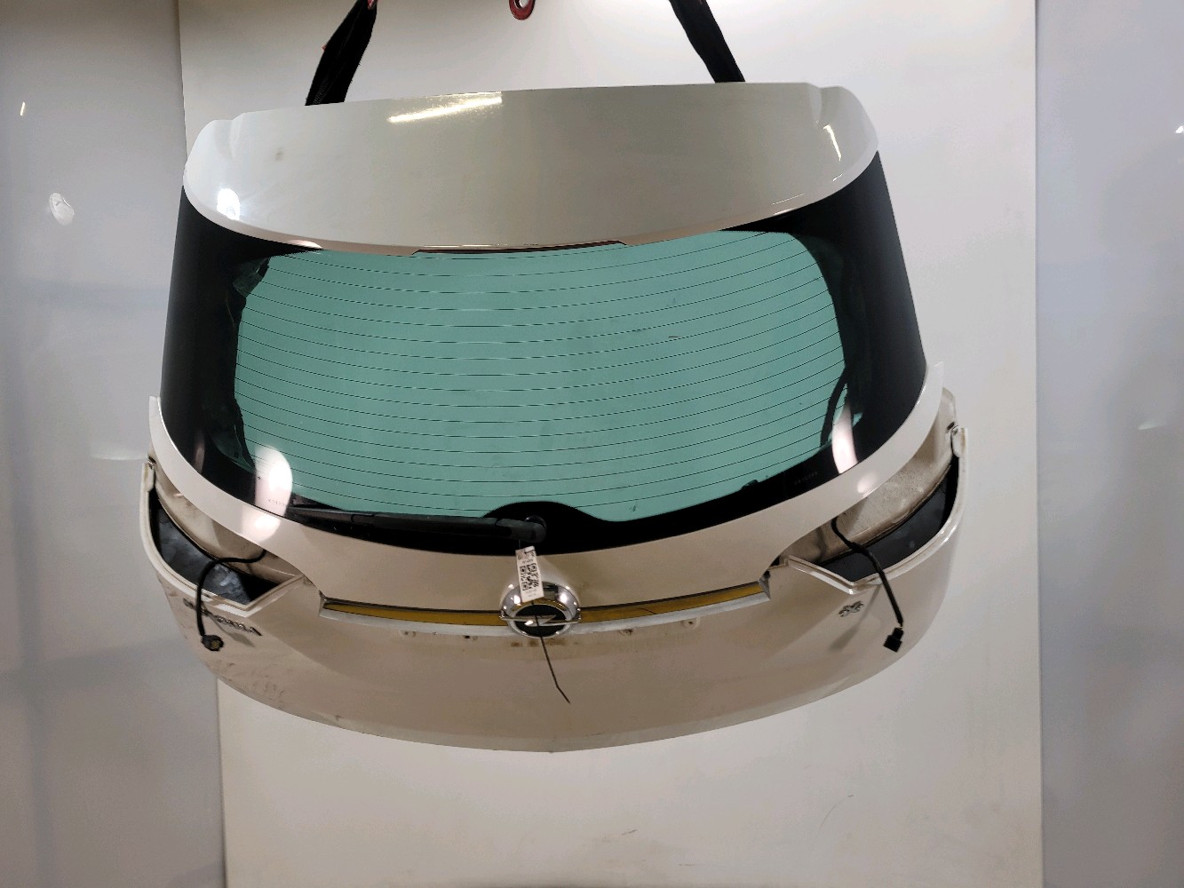 Hayon OPEL INSIGNIA 1 PH.2 BLANC réf. 22842363 W1-4301Q W1-4301Q