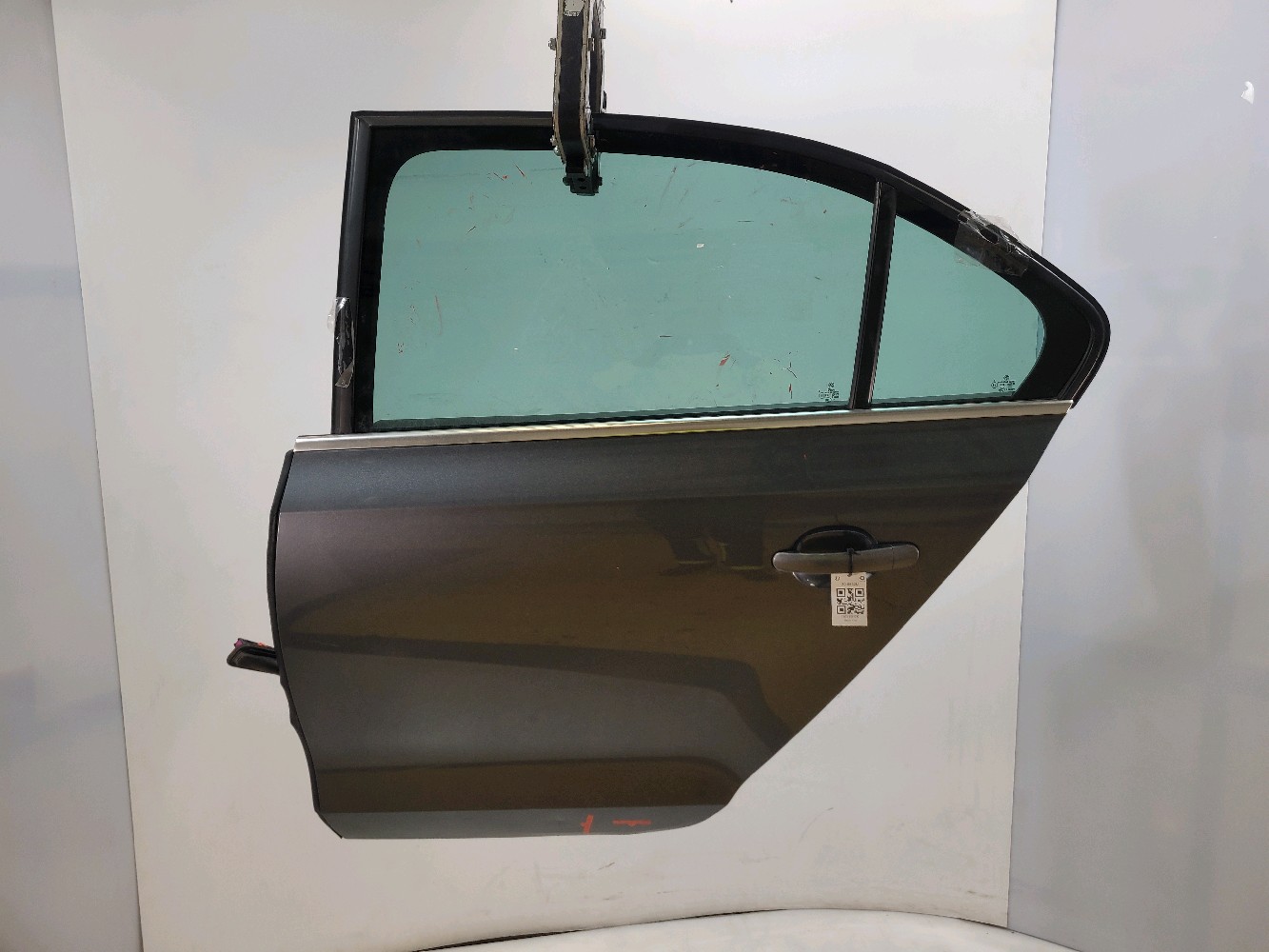 Porte arrière gauche VOLKSWAGEN JETTA 4 5C6833055F X0-9852U X0-9852U