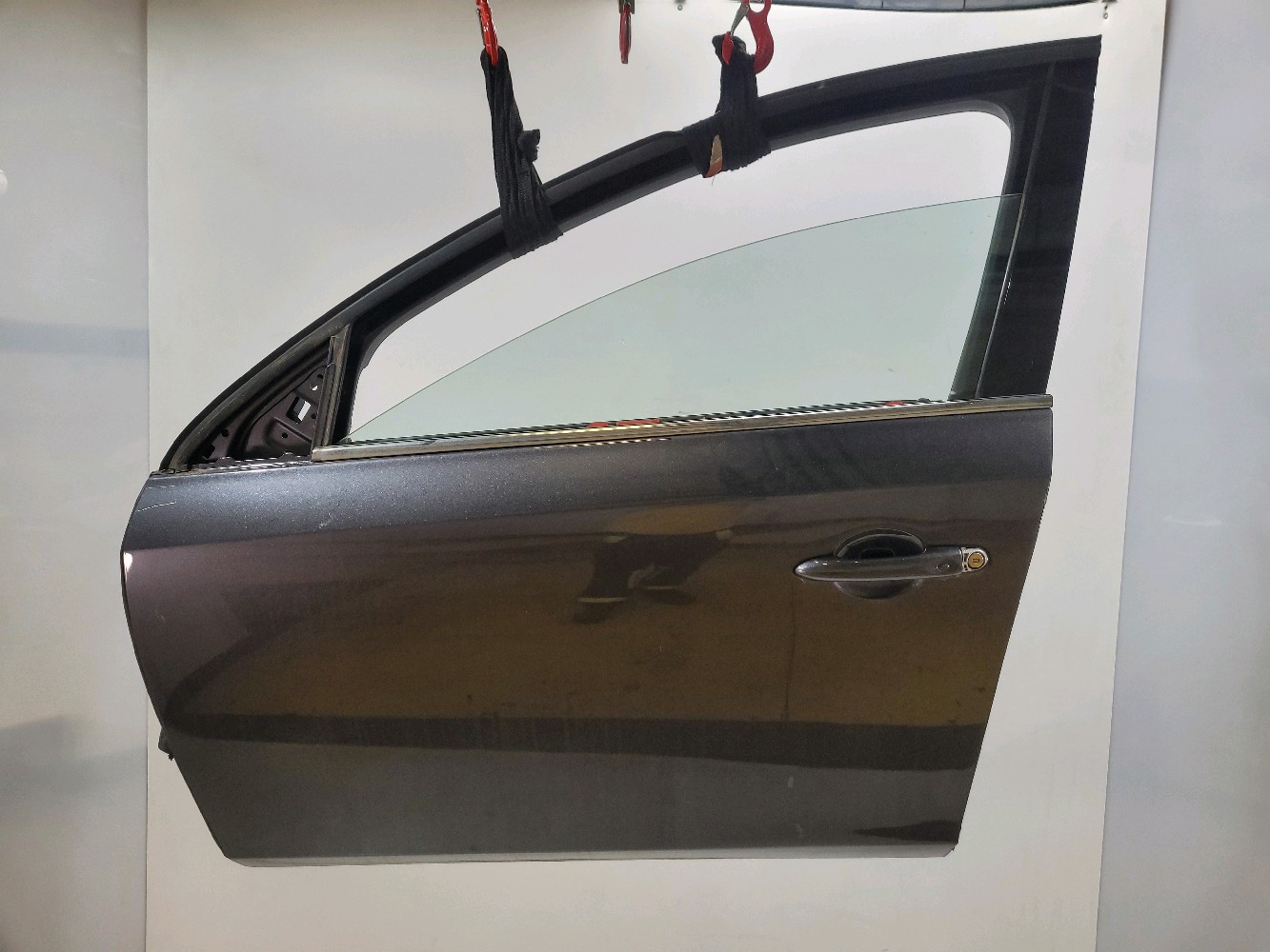 Porte avant gauche RENAULT LATITUDE 801019046R A0-9308R A0-9308R