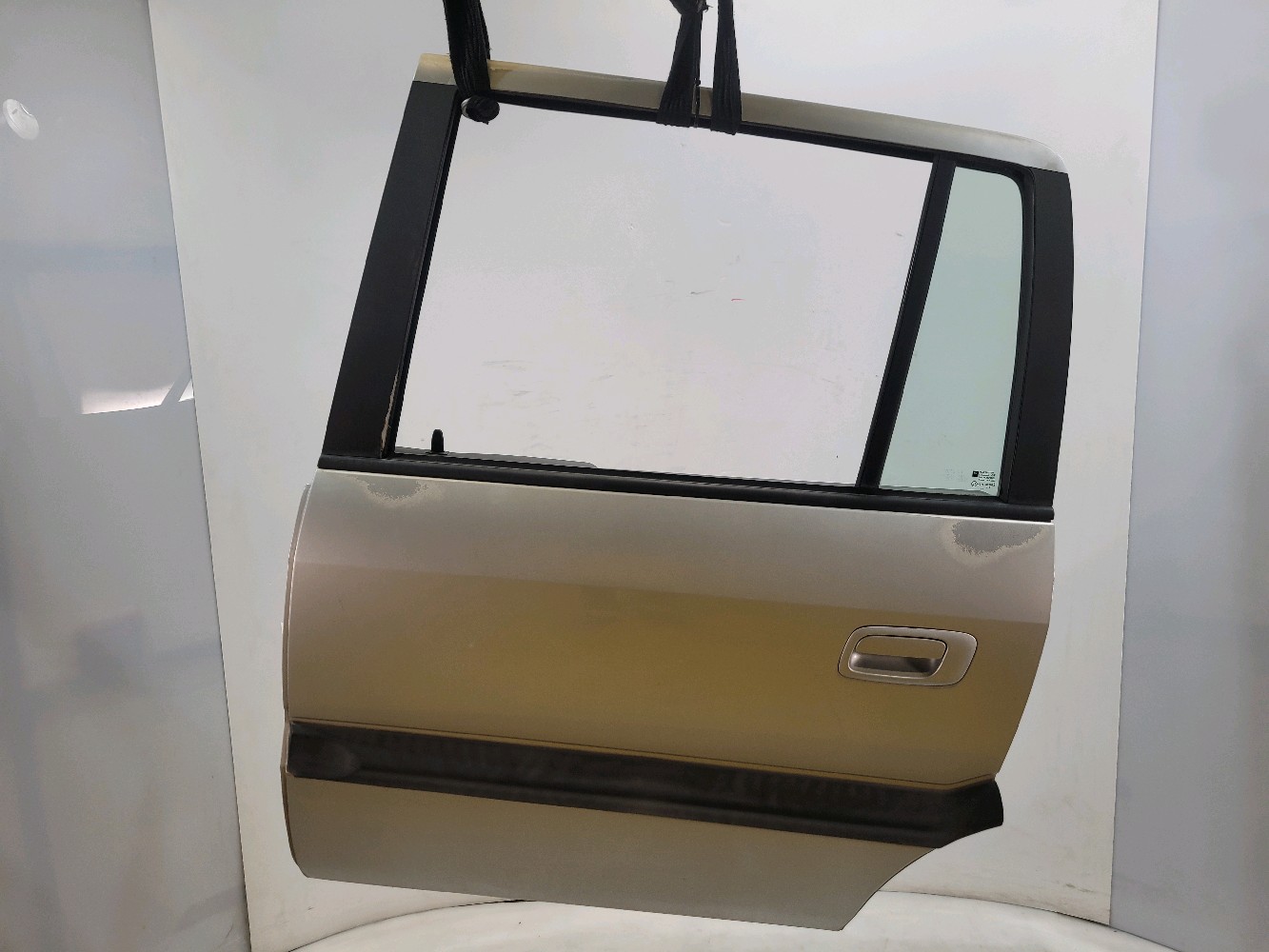 Porte arrière gauche OPEL ZAFIRA A 13160996 W0-8918S W0-8918S