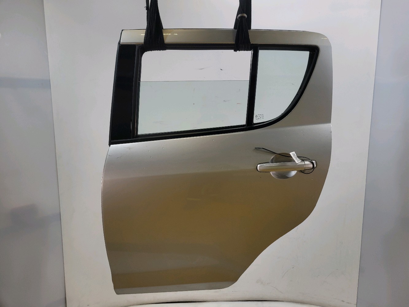 Porte arrière gauche SUZUKI SWIFT 4 68004-68L01 H0-4439J H0-4439J