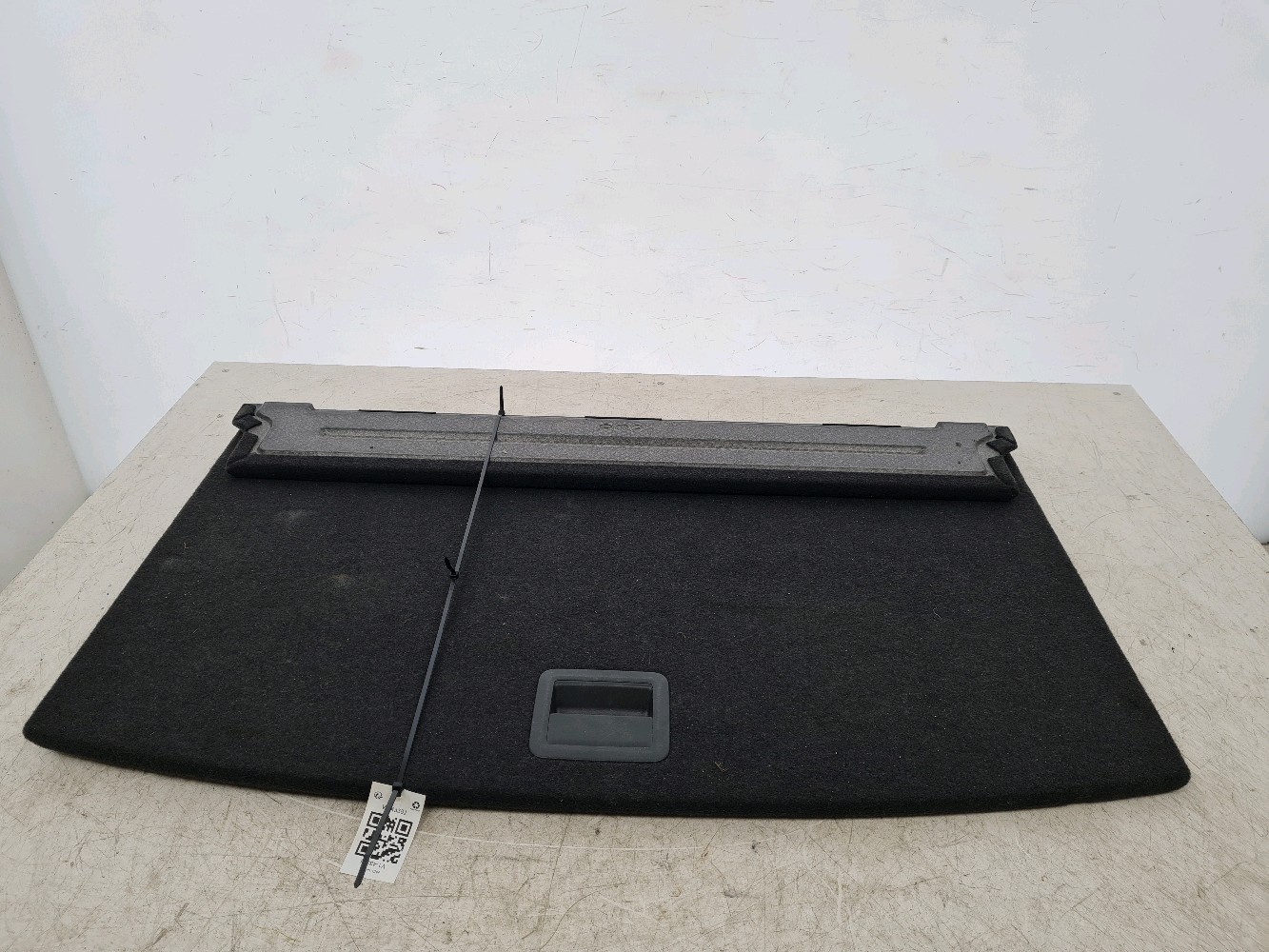 Garniture tapis de coffre 5G6858855JCA9 - VOLKSWAGEN GOLF 7 PH.2 - V1-4338J V1-4338J