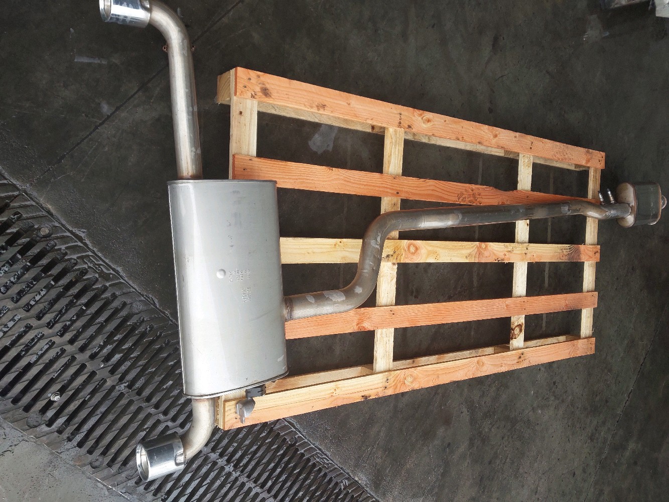 Echappement performance 18308594088 - BMW SERIE 1 3 118 D - H1-4267L H1-4267L [reference_2504213]