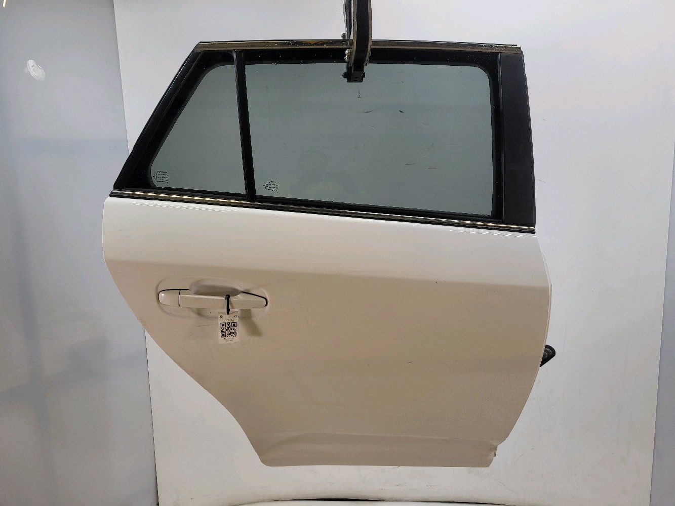 Porte arrière droite TOYOTA AVENSIS 3 PH.2 6700305180 H1-1373E H1-1373E