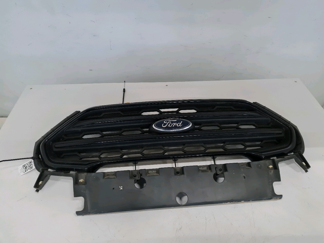 Calandre 2270616 - FORD ECOSPORT PH.3 1.0 SCTI - Q0-6870P Q0-6870P