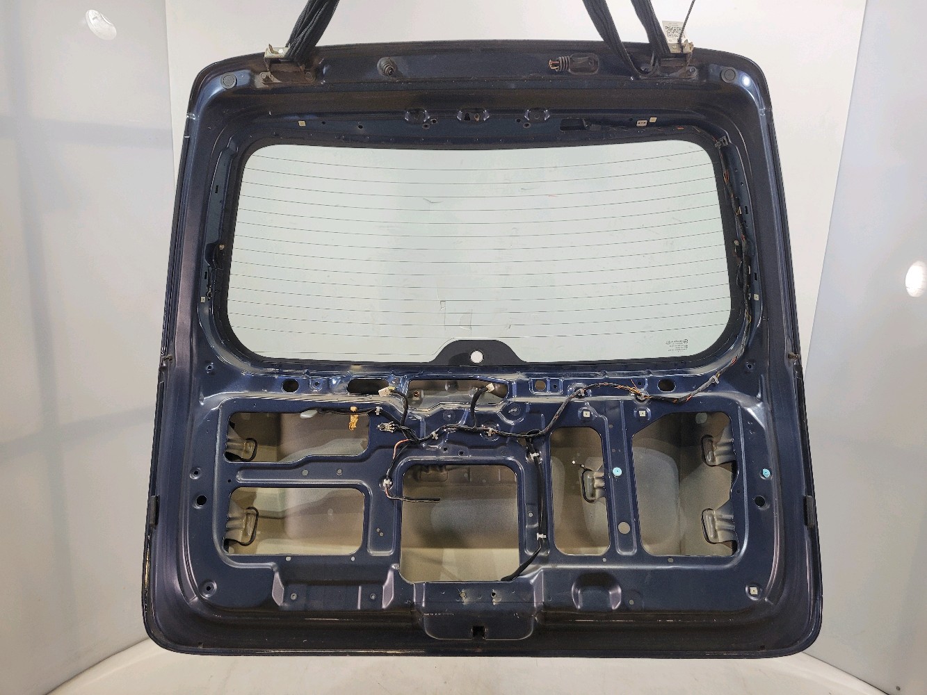 Hayon KIA CARNIVAL 2 INCONNU réf. 737004D101 L1-0333T L1-0333T [reference_1682594] 2