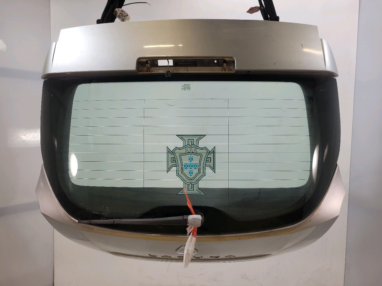 Hayon RENAULT LAGUNA ESTATE 3 PH.1 GRIS CLAIR réf. 901000822R K1-4585V K1-4585V