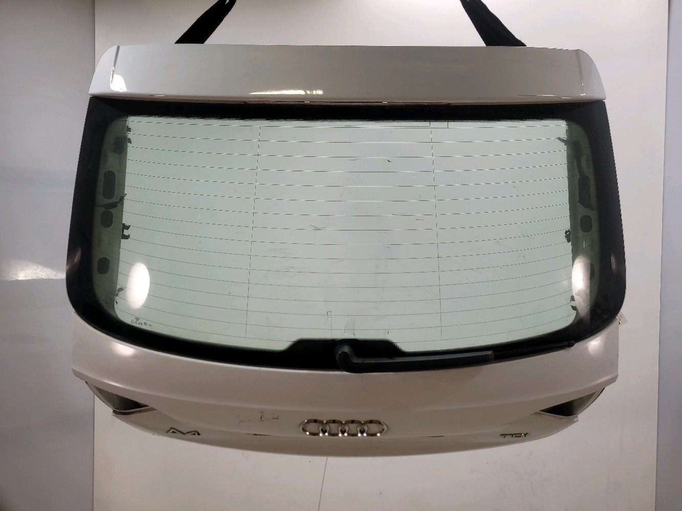 Hayon AUDI A4 AVANT 3 PH.2 BLANC réf. 8K9827023 C0-6523B C0-6523B