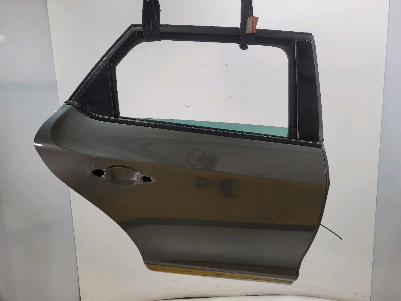 Porte arrière droite DS DS5 PH.2 9667051280 Q0-9768F Q0-9768F