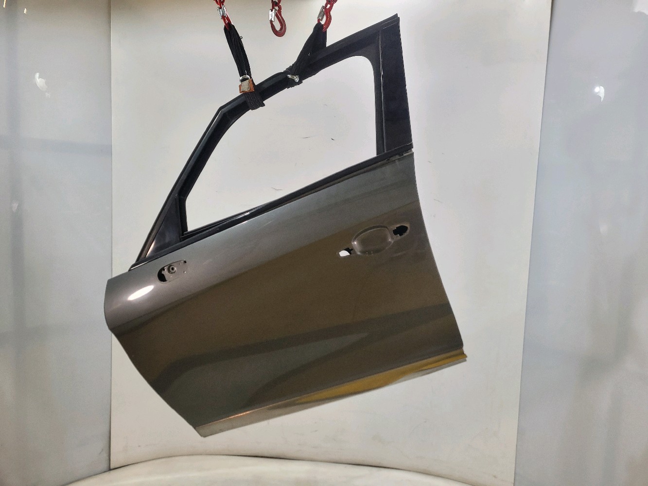 Porte avant gauche DS DS5 PH.2 9667050780 Y0-9925N Y0-9925N