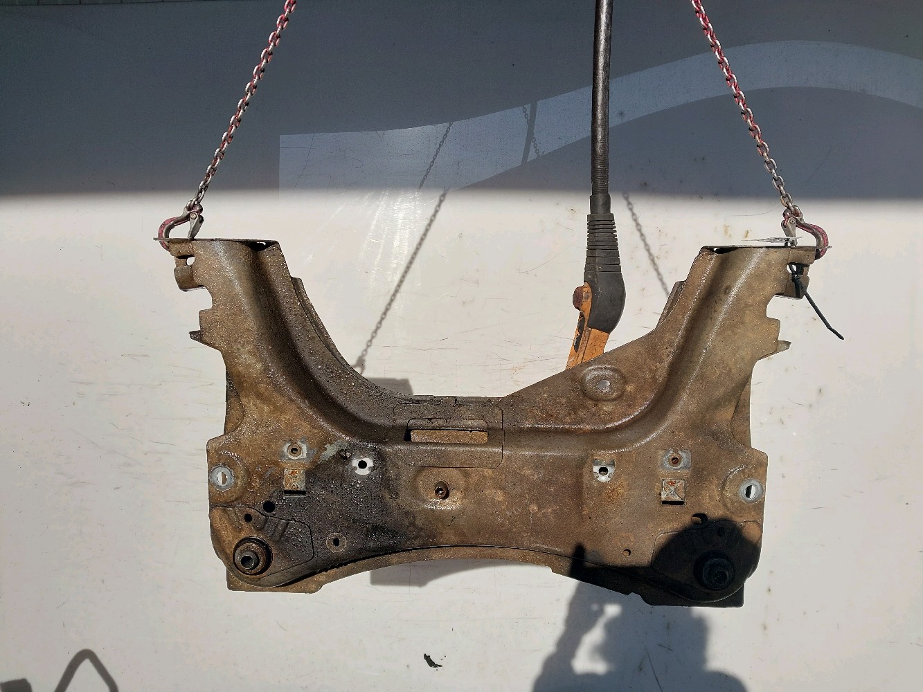 Berceau 8200766078 - RENAULT CLIO 3 PH.1 1.4 16V - L1-6633Z L1-6633Z