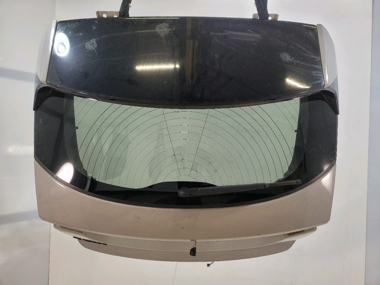 Hayon JAGUAR E-PACE PH.1 GRIS CLAIR réf. J9C2663 L0-1390Q L0-1390Q