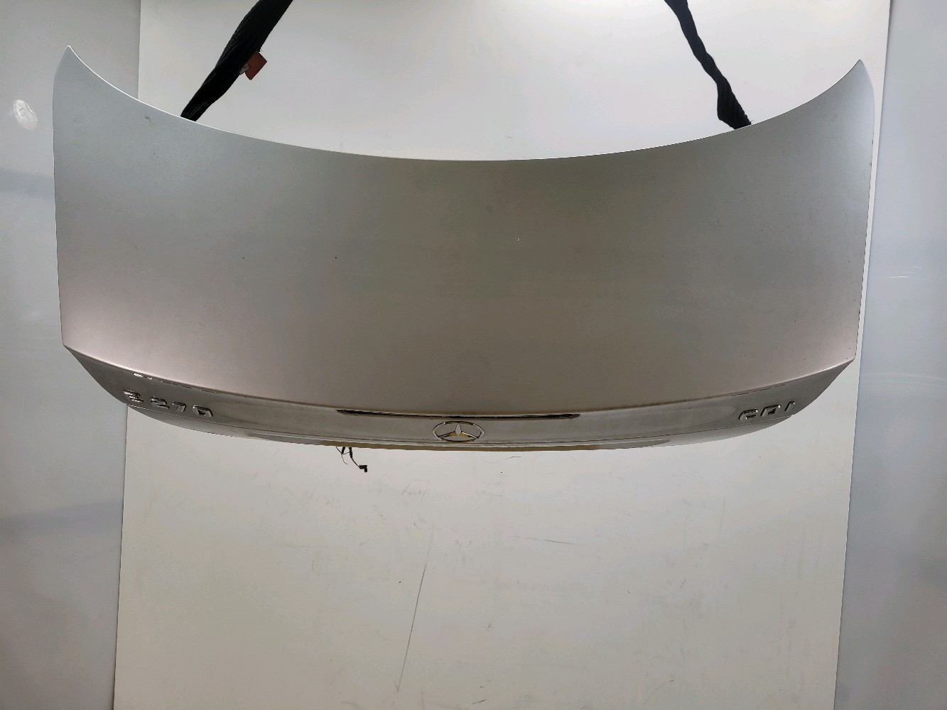 Malle MERCEDES CLASSE E 3 PH.1 GRIS CLAIR réf. 2117500375 N1-1726F N1-1726F