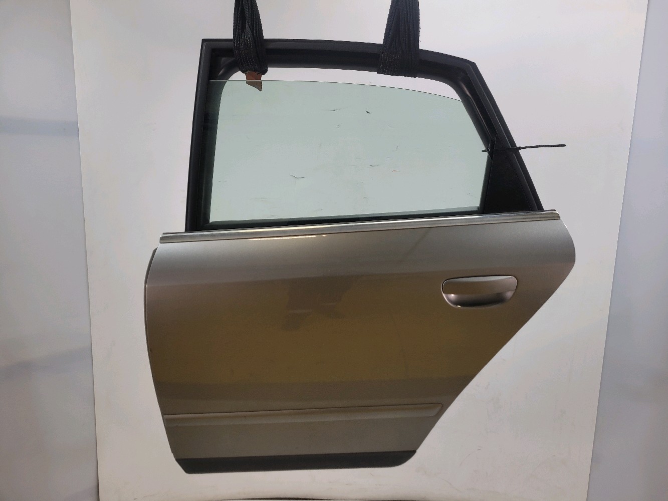 Porte arrière gauche AUDI A4 2 PH.1 8E0833051 X1-1052K X1-1052K