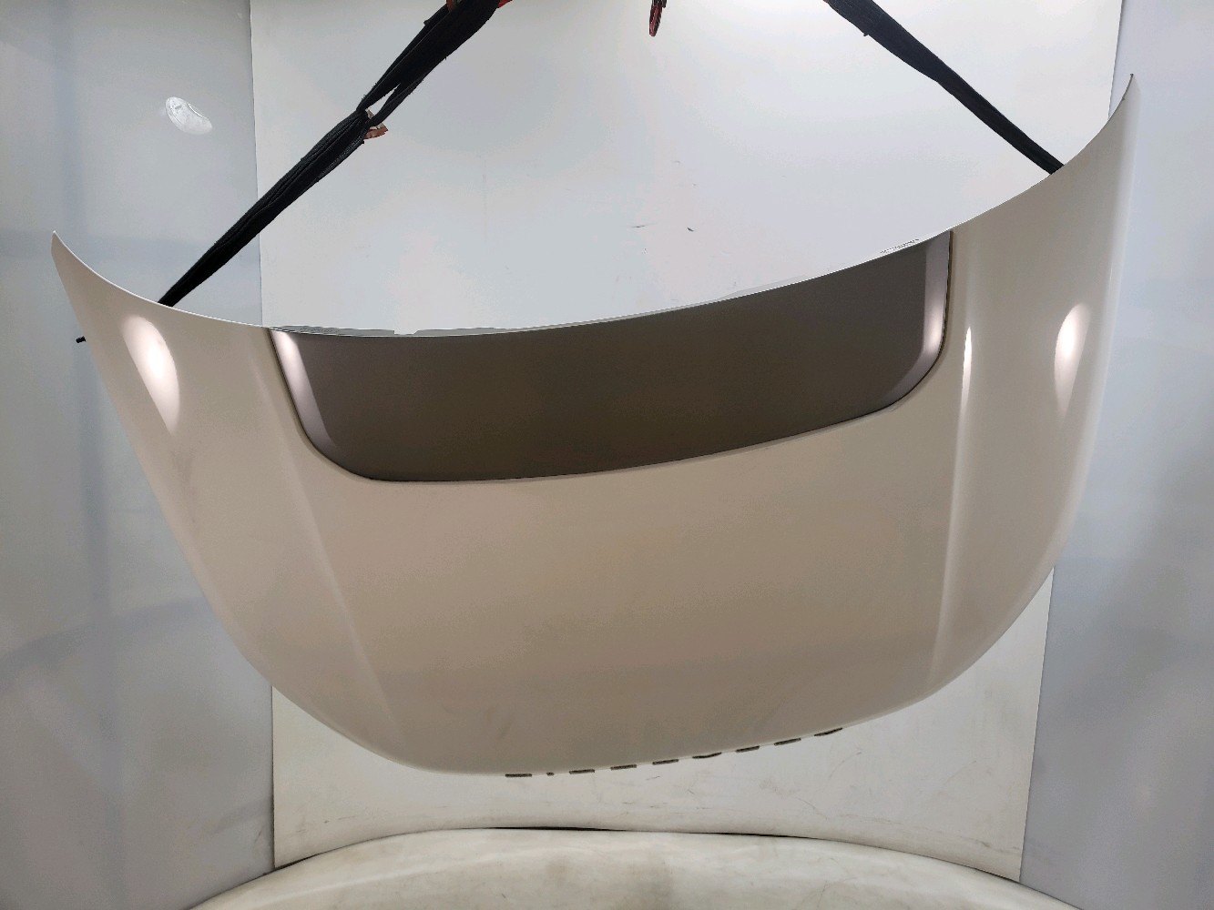 Capot LAND ROVER DISCOVERY SPORT PH.1 BLANC réf. LR106659 I1-7111I I1-7111I