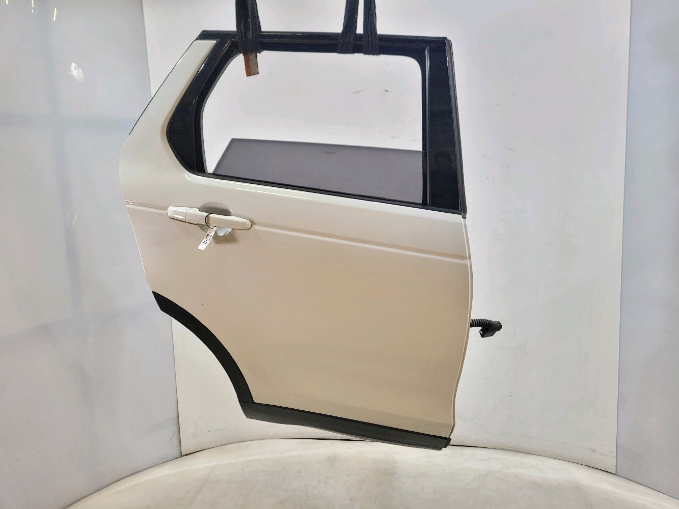 Porte arrière droite LAND ROVER DISCOVERY SPORT PH.1 LR061284 X1-7152A X1-7152A