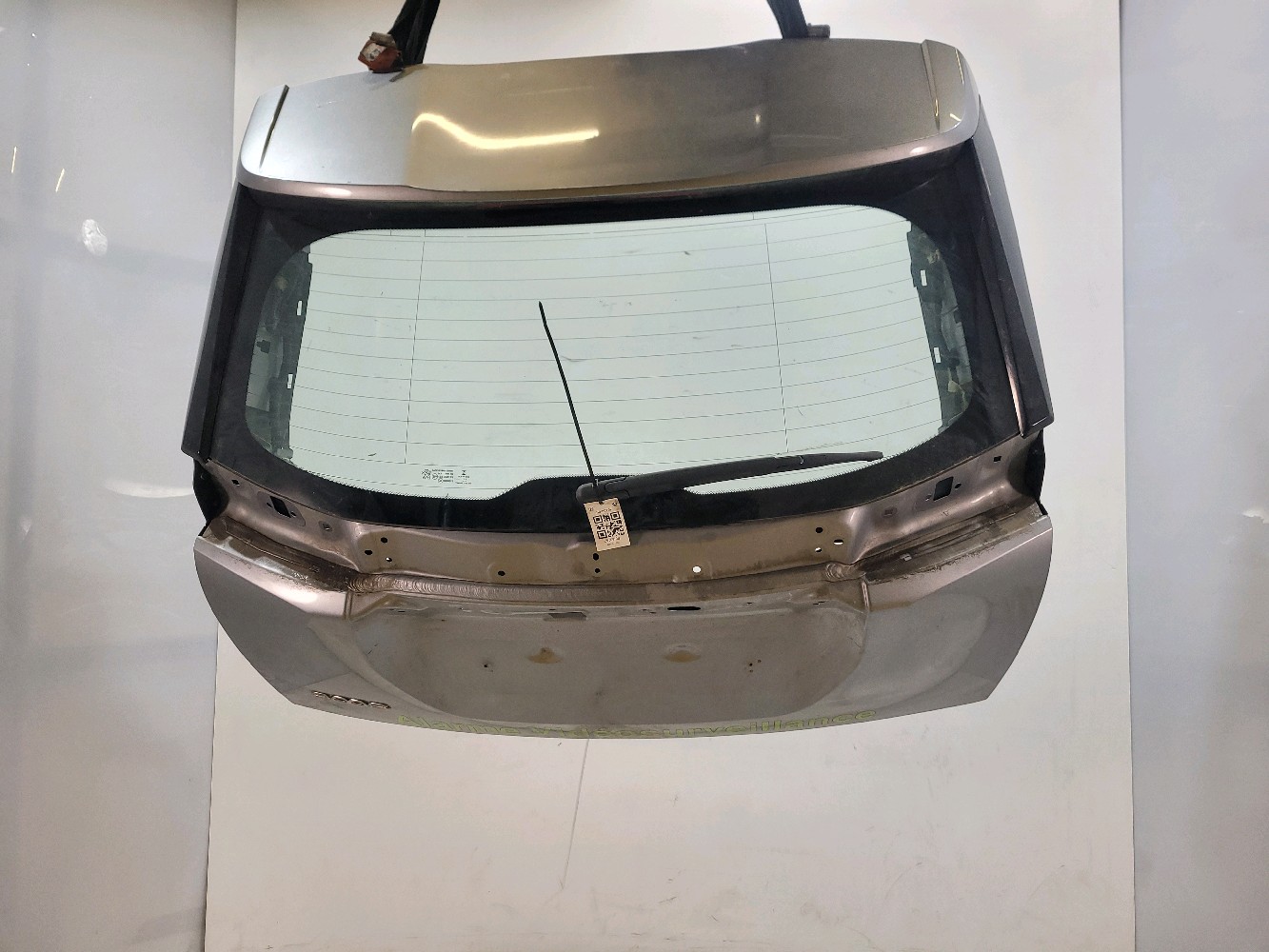 Hayon PEUGEOT 2008 1 PH.2 GRIS CLAIR réf. 9831045880 S0-8076Z S0-8076Z