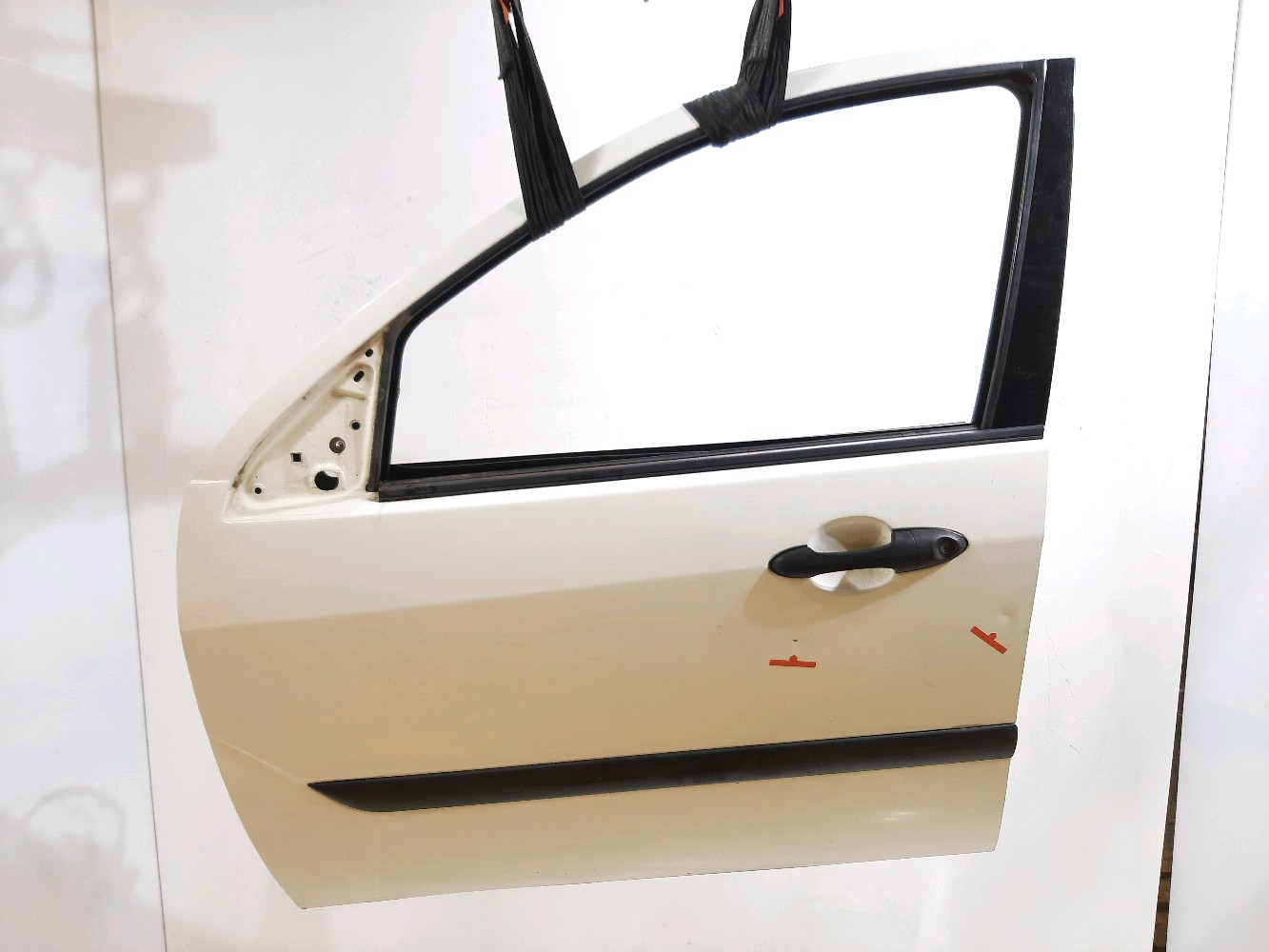 Porte avant gauche FORD FOCUS 1 1132676 E0-3719Z E0-3719Z