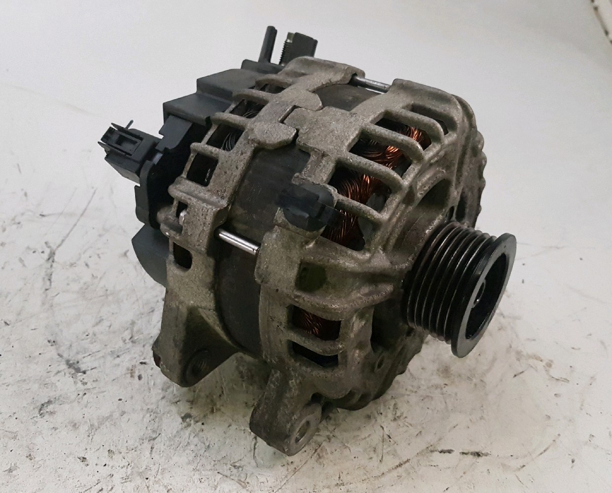 Alternateur JAGUAR XF 2 2.0 D réf. C2D59622 T0-6367J T0-6367J