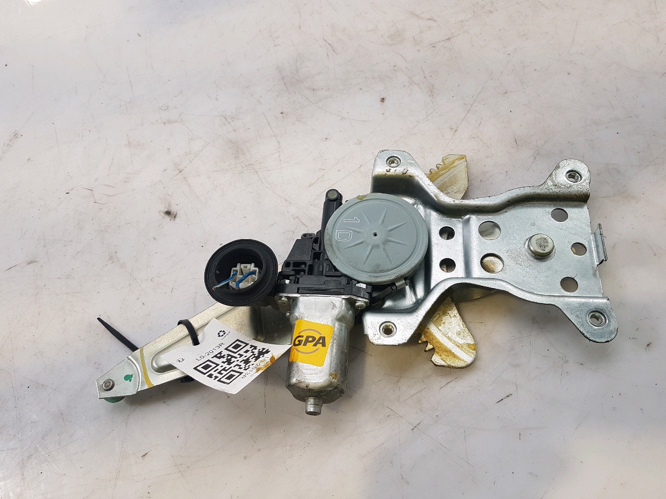 Lève-vitre arrière gauche DAIHATSU TREVIS L0-2013R L0-2013R